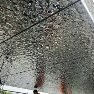 High Quality 304 Stainless Steel 8K Mirror Stamped Water Ripple Wave Patten Bending Metal Sheet for Ceiling Manufacturer