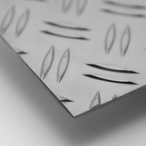 Customized 304 Cold Rolled Embossed Stainless Steel Sheet 2 Bars Pattern Checkered Stainless Steel Sheet