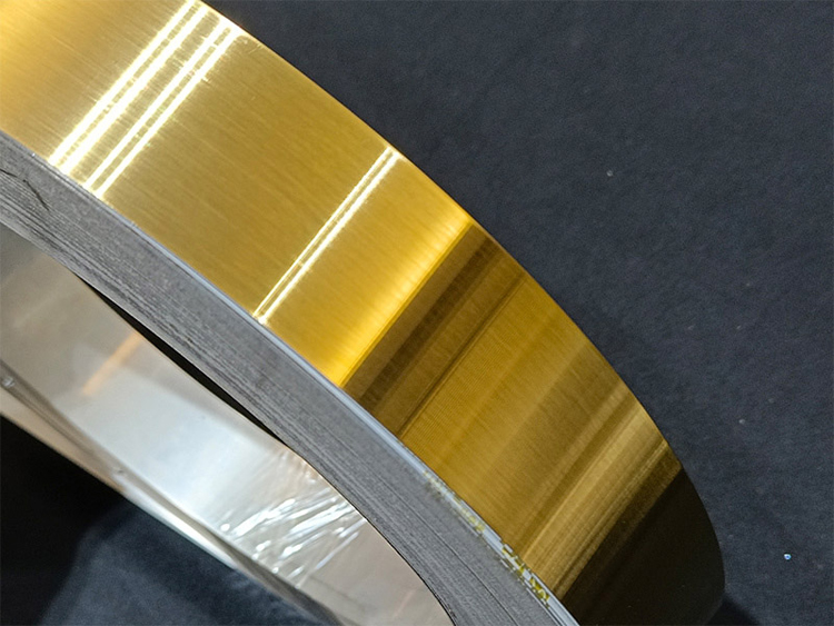 SS Strip_Brushed Gold Color_Display 04