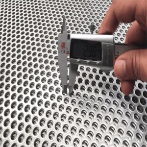 Popular sales perforated metal sheet 1.0mm 1.2mm stainless steel plate regular pattern with round holes for sewer floor